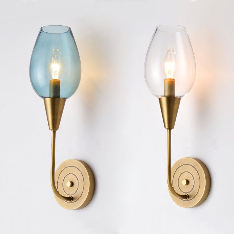 Бра VIOLA WALL Lamp Латунь Голубой пастельный Прозрачное Стекло Бра VIOLA WALL Lamp Латунь Голубой пастельный Прозрачное Стекло в Липецке | Loft Concept
