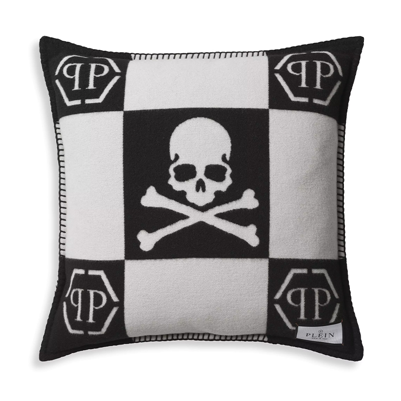 Подушка Philipp Plein Cushion Cashmere Skull 45 x 45 Black Черно-белый Подушка Philipp Plein Cushion Cashmere Skull 45 x 45 Black Черно-белый в Липецке | Loft Concept