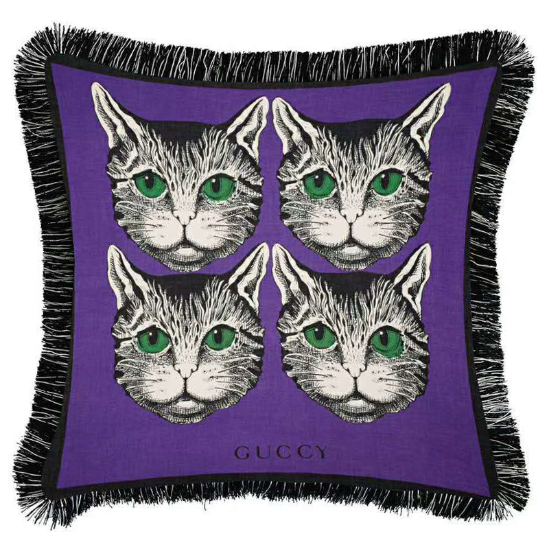 Декоративная подушка с вышивкой Cтиль Gucci Four Cats Violet Фиолетовый Зеленый Черно-белый Декоративная подушка с вышивкой Cтиль Gucci Four Cats Violet Фиолетовый Зеленый Черно-белый в Липецке | Loft Concept