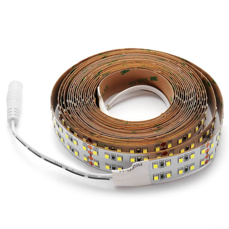 Светодиодная лента 38W/m 240LED/m 2835SMD холодный белый 5M Белый Светодиодная лента 38W/m 240LED/m 2835SMD холодный белый 5M Белый в Липецке | Loft Concept