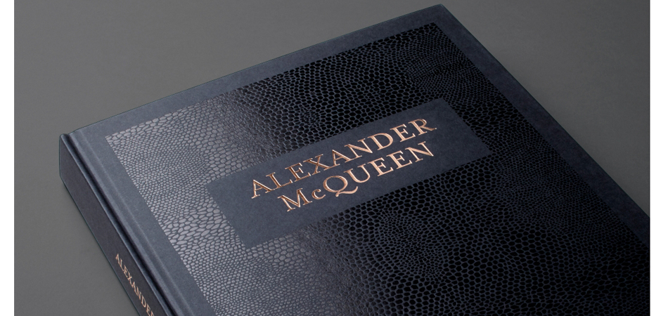 Книга ALEXANDER MCQUEEN book Книга ALEXANDER MCQUEEN book - Loft-Concept в Липецке