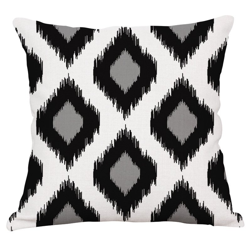 Декоративная подушка Black and White Pattern #4 Черно-белый Декоративная подушка Black and White Pattern #4 Черно-белый в Липецке | Loft Concept