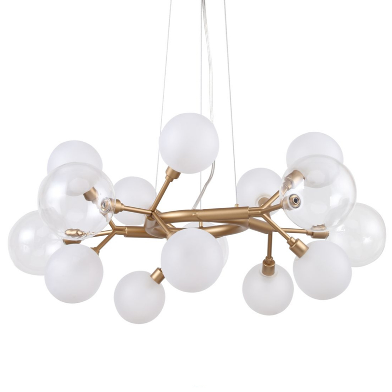 Люстра Berries Chandelier White 68 матовое золото Прозрачный Прозрачный белый Люстра Berries Chandelier White 68 матовое золото Прозрачный Прозрачный белый в Липецке | Loft Concept
