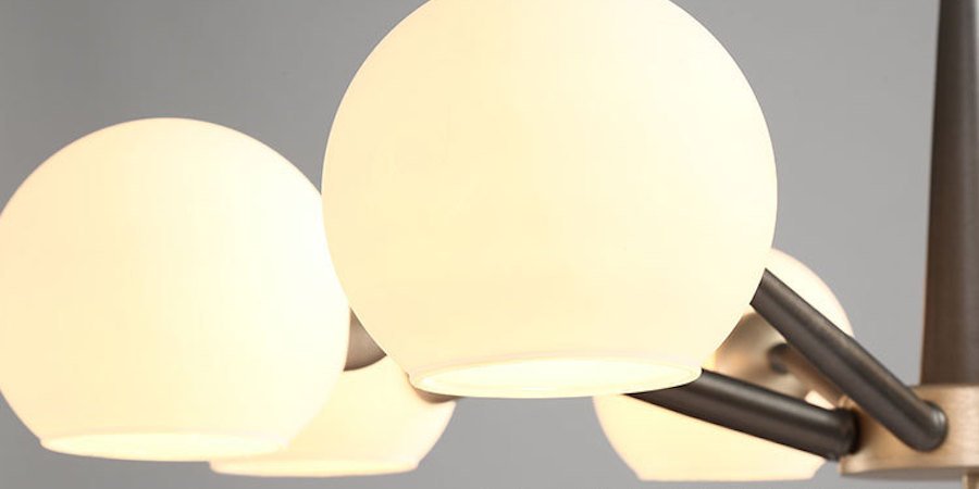 Люстра Thalia chandelier White glass Люстра Thalia chandelier White glass - Loft-Concept в Липецке