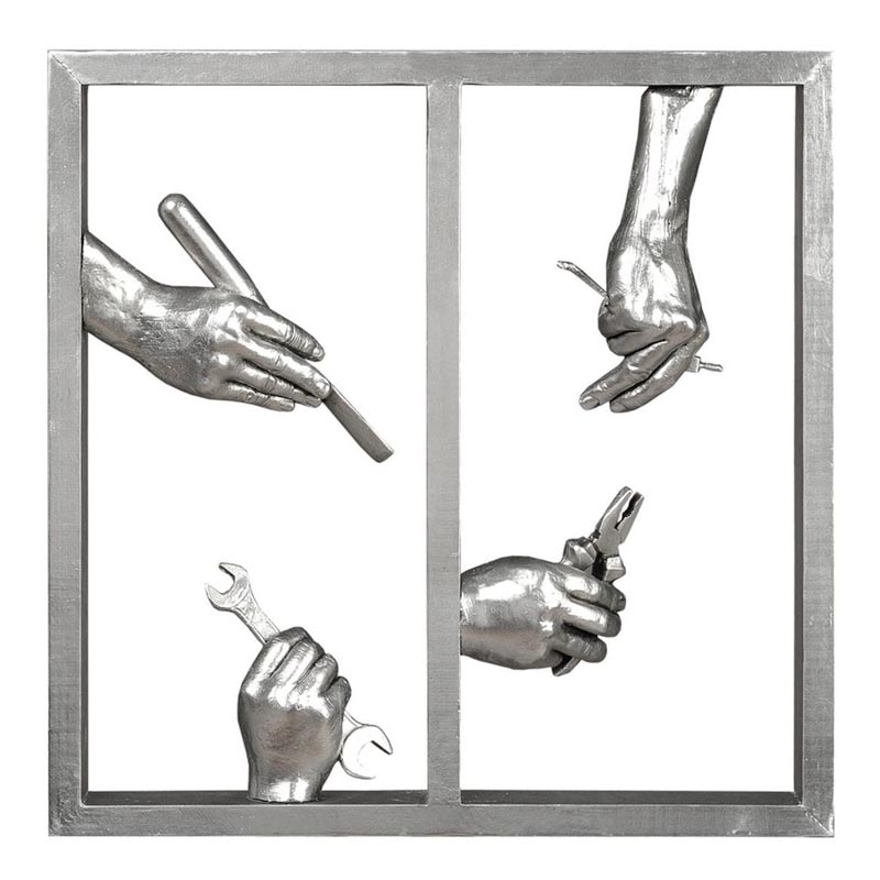 Панно Hands With Tool Серебряный Панно Hands With Tool Серебряный в Липецке | Loft Concept
