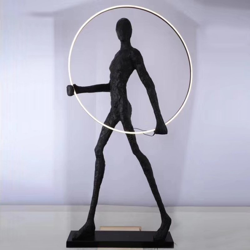 Торшер Man carries light circle Черный Торшер Man carries light circle Черный в Липецке | Loft Concept