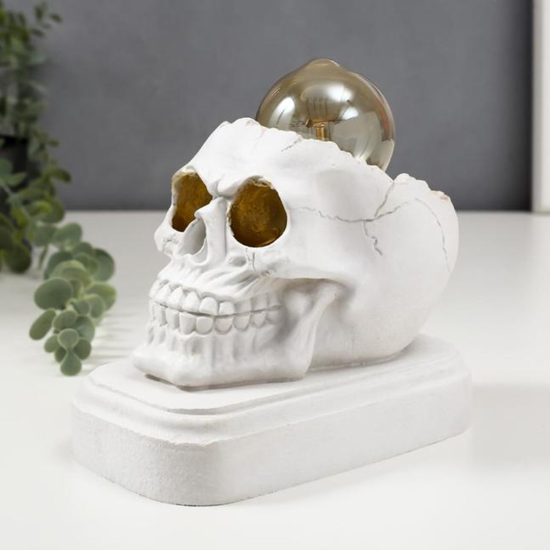Настольная лампа White Skull Table Lamp Белый Настольная лампа White Skull Table Lamp Белый в Липецке | Loft Concept
