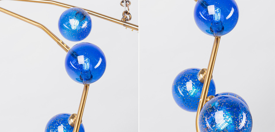 Люстра 8-GLOBE CHERRYBOMB CHANDELIER blue Люстра 8-GLOBE CHERRYBOMB CHANDELIER blue - Loft-Concept в Липецке