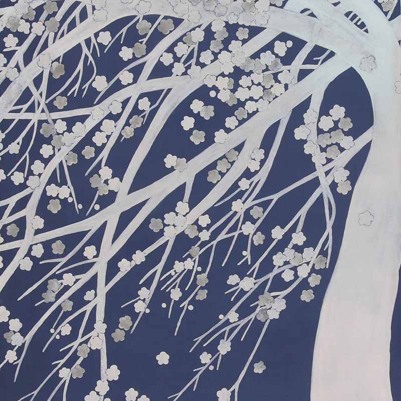 Обои ручная роспись в стиле Арт-деко Windswept Blossom Special Colourway on Dark Blue dyed silk  в Липецке | Loft Concept 
