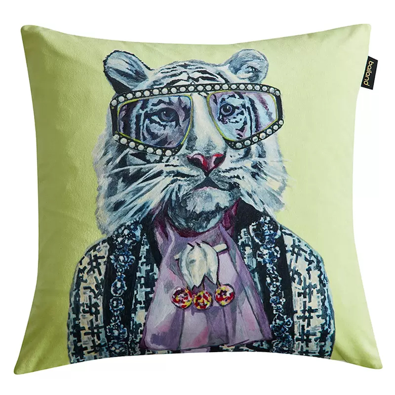 Декоративная подушка Стиль Gucci Tiger Cushion Green Салатовый Сиреневый Мульти Декоративная подушка Стиль Gucci Tiger Cushion Green Салатовый Сиреневый Мульти в Липецке | Loft Concept