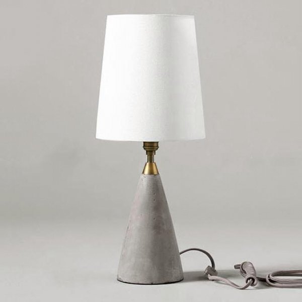 Настольная лампа Concrete Stone Table Lamp Cone Серый Настольная лампа Concrete Stone Table Lamp Cone Серый в Липецке | Loft Concept