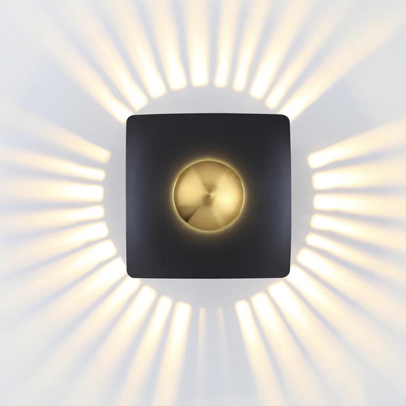 Настенный светильник Golden Mean Square Черный Золотой Настенный светильник Golden Mean Square Черный Золотой в Липецке | Loft Concept