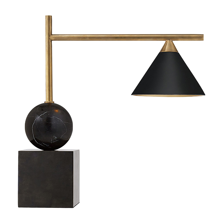 Настольная лампа CLEO DESK LAMP Black Черный Латунь Настольная лампа CLEO DESK LAMP Black Черный Латунь в Липецке | Loft Concept