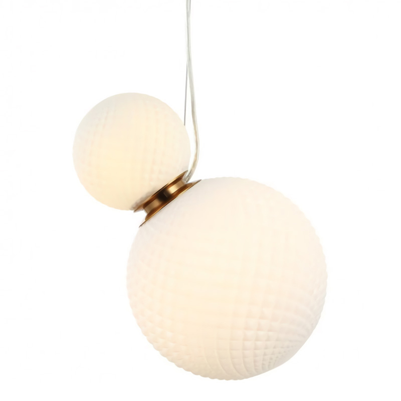 Подвесной светильник Perforated Bubbles с белым плафоном Латунь Белый Подвесной светильник Perforated Bubbles с белым плафоном Латунь Белый в Липецке | Loft Concept