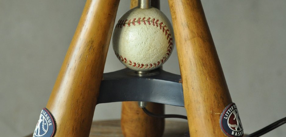 Настольная лампа Baseball vintage Настольная лампа Baseball vintage - Loft-Concept в Липецке