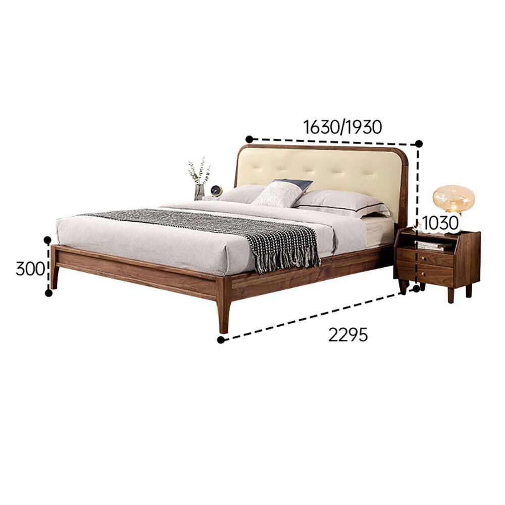 Кровать двуспальная с каркасом из дерева и мягким изголовьем Moon Walnut Bed Кровать двуспальная с каркасом из дерева и мягким изголовьем Moon Walnut Bed в Липецке