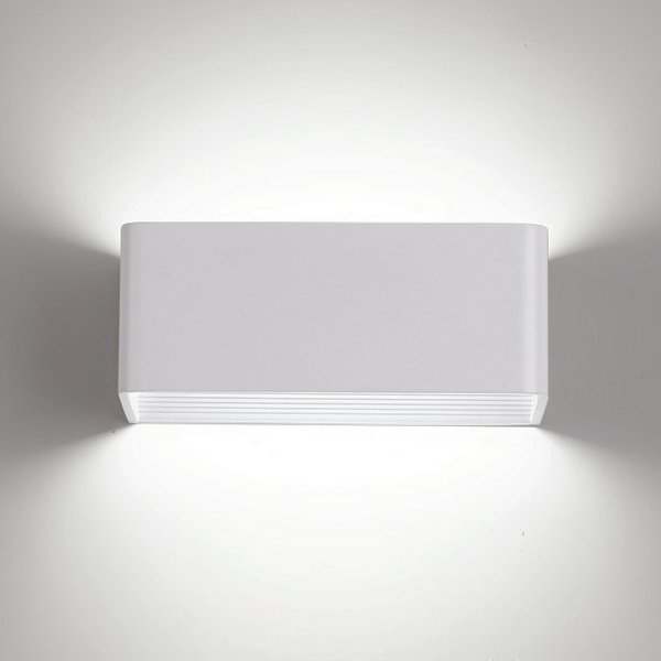 Спот White Cube Spot Long Серебряный Спот White Cube Spot Long Серебряный в Липецке | Loft Concept
