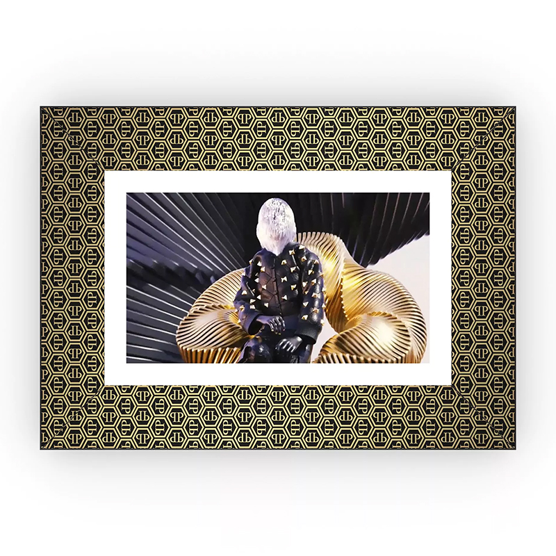 Экран Philipp Plein PP GLASS NFT L 43 дюйма Черный Золотой Зеркало Экран Philipp Plein PP GLASS NFT L 43 дюйма Черный Золотой Зеркало в Липецке | Loft Concept