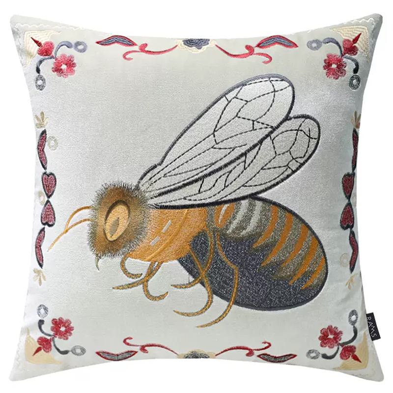 Декоративная подушка с вышивкой Пчела Стиль Gucci Bee Pillow Бежевый Мульти Декоративная подушка с вышивкой Пчела Стиль Gucci Bee Pillow Бежевый Мульти в Липецке | Loft Concept