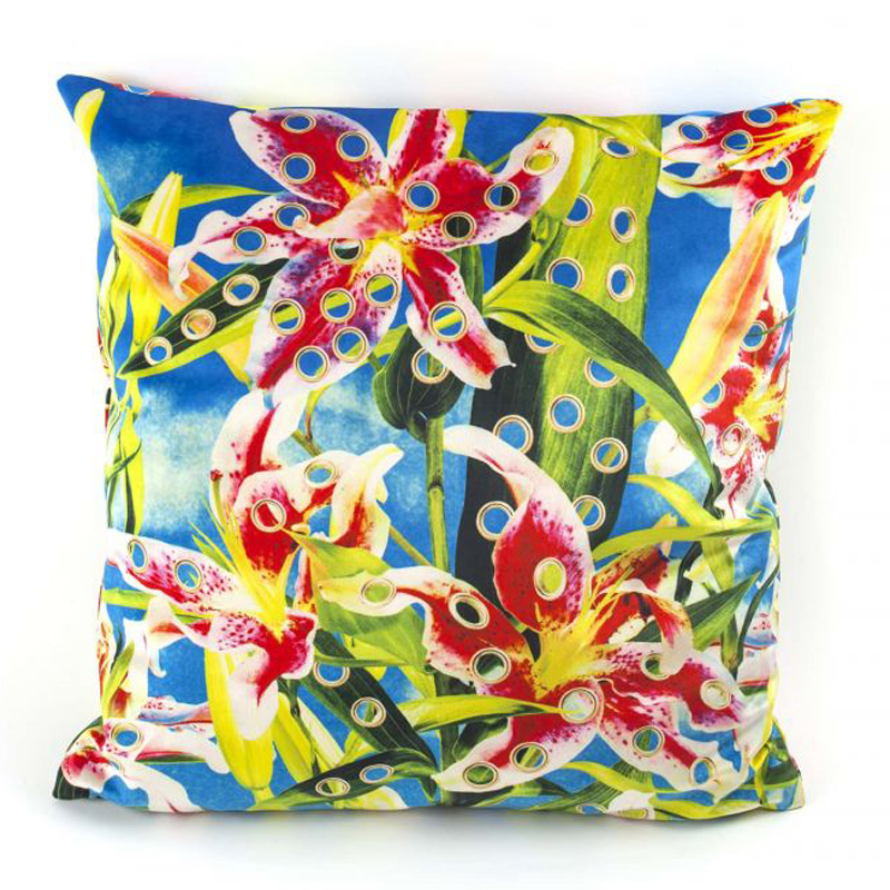 Подушка Seletti Cushion Flower with holes Мульти Подушка Seletti Cushion Flower with holes Мульти в Липецке | Loft Concept