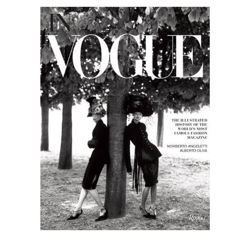 In Vogue: An Illustrated History of the World`s Most Famous Fashion Magazine In Vogue: An Illustrated History of the World`s Most Famous Fashion Magazine в Липецке | Loft Concept