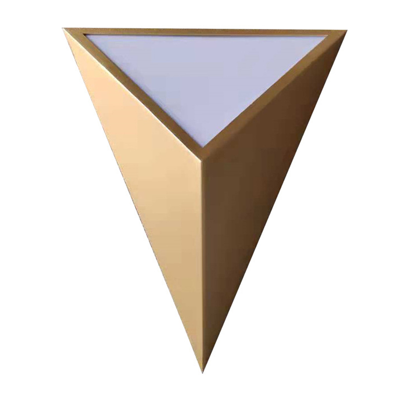 Настенный светильник в форме треугольника Convex Triangle Wall Lamp матовое золото Настенный светильник в форме треугольника Convex Triangle Wall Lamp матовое золото в Липецке | Loft Concept