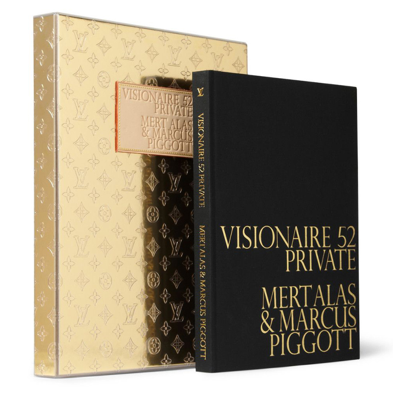 Книга VISIONAIRE 52 PRIVATE LOUIS VUITTON Книга VISIONAIRE 52 PRIVATE LOUIS VUITTON в Липецке | Loft Concept