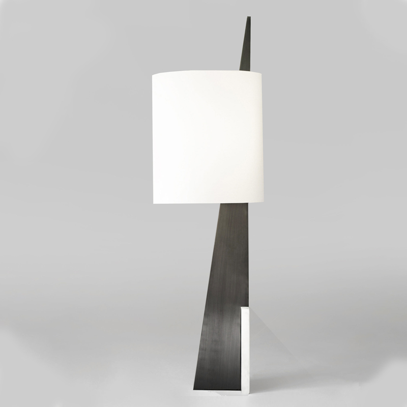 Торшер CUT TRIANGLE II Белый Серый (Gray) Торшер CUT TRIANGLE II Белый Серый (Gray) в Липецке | Loft Concept