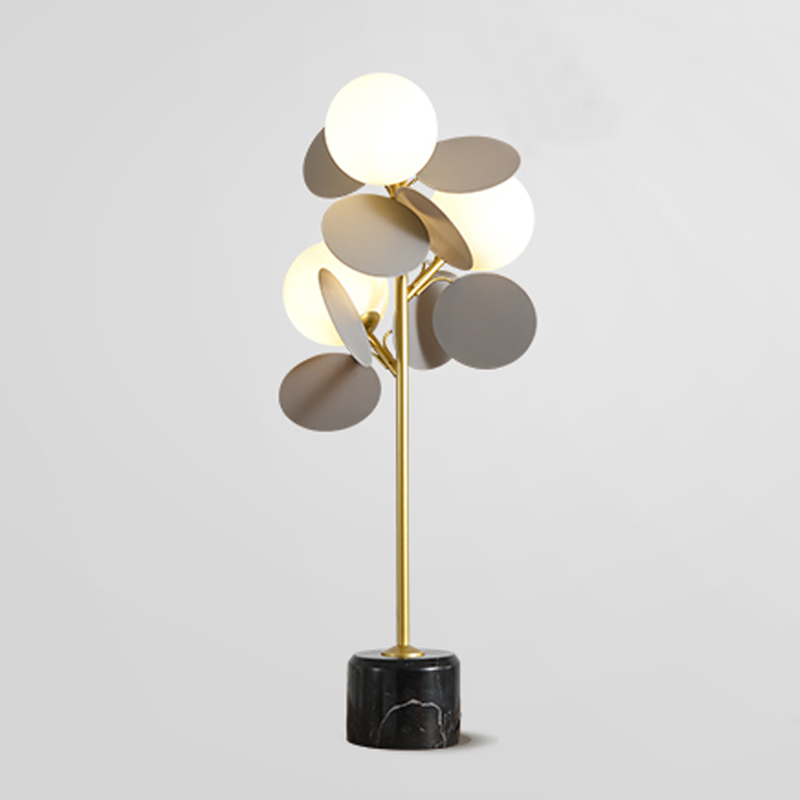Настольная лампа MATISSE Table Lamp Белое матовое стекло Белый Золотой Черный Мокко Настольная лампа MATISSE Table Lamp Белое матовое стекло Белый Золотой Черный Мокко в Липецке | Loft Concept