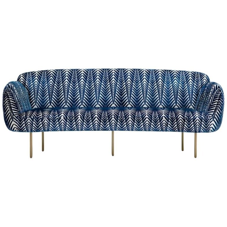 Диван Stardust Sofa by Nika Zupanc Белый Синий Латунь Диван Stardust Sofa by Nika Zupanc Белый Синий Латунь в Липецке | Loft Concept
