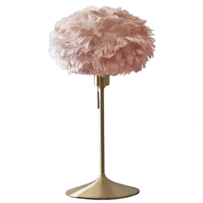 Настольная лампа из перьев Plumage Pink Розовый пастельный Белый Латунь Настольная лампа из перьев Plumage Pink Розовый пастельный Белый Латунь в Липецке | Loft Concept