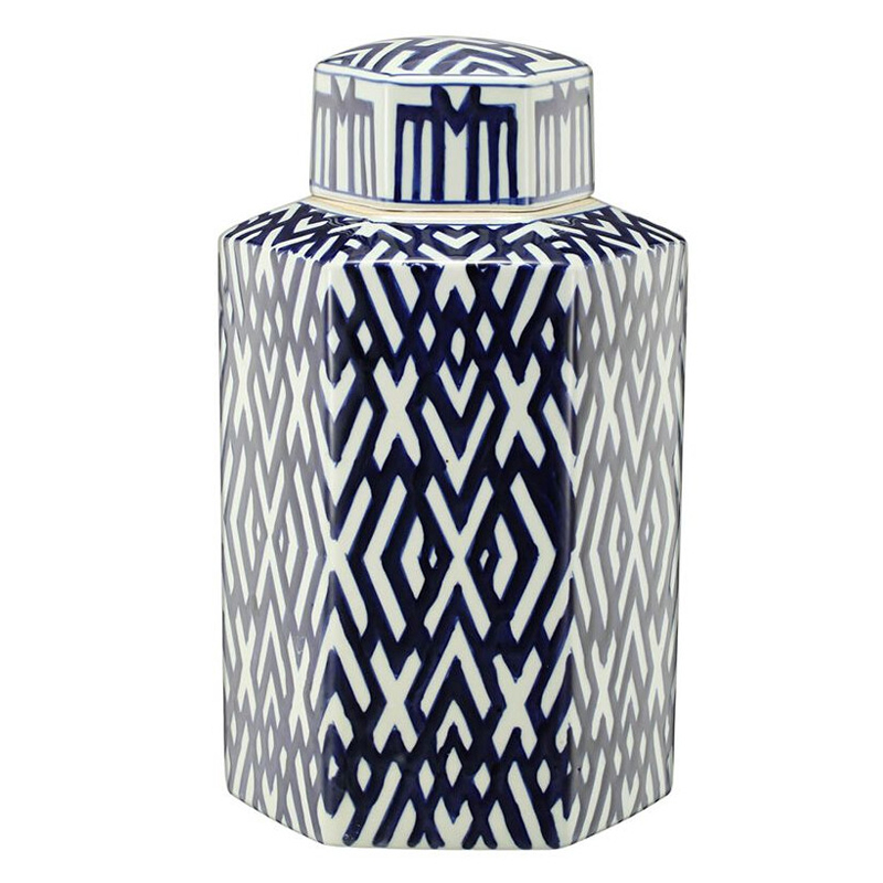 Ваза с крышкой и графическим узором в сине-белых цветах Blue & White Ornament Белый Синий Ваза с крышкой и графическим узором в сине-белых цветах Blue & White Ornament Белый Синий в Липецке | Loft Concept