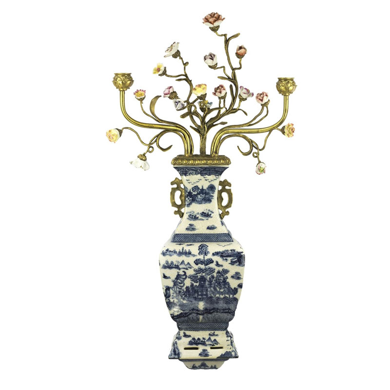 Подсвечник Flowers In A Vase Белый Синий Бронза Подсвечник Flowers In A Vase Белый Синий Бронза в Липецке | Loft Concept