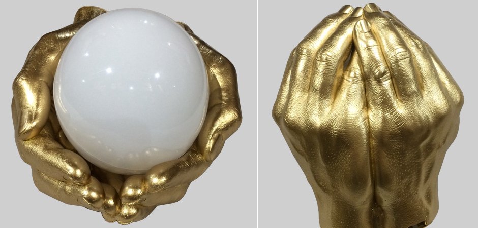 Бра Glowing Ball In The Gold Hands Бра Glowing Ball In The Gold Hands - Loft-Concept в Липецке