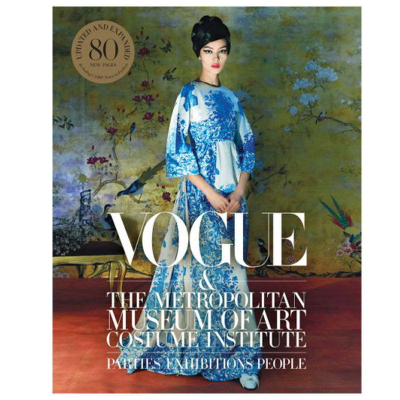Книга VOGUE AND THE METROPOLITAN MUSEUM OF ART COSTUME INSTITUTE: UPDATED EDITION  в Липецке | Loft Concept 