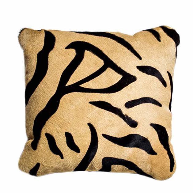 Подушка меховая Tiger Бежево-серый Черный Подушка меховая Tiger Бежево-серый Черный в Липецке | Loft Concept