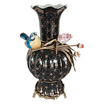 Ваза черная фарфоровая с  узором и бронзовым декором в виде веток с фарфоровой птичкой и цветами Eden Garden варинант исполнения - 1 | Loft Concept в Липецке