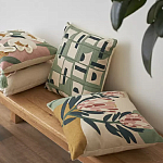 Подушка декоративная зеленого цвета с геометрическим рисунком Divine Abstractions варинант исполнения - 5 | Loft Concept в Липецке