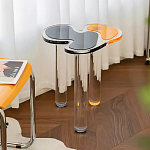 Дизайнерский журнальный стол с фигурной столешницей на 3-х прозрачных ножках Rahakif варинант исполнения - 1 | Loft Concept в Липецке