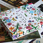 Подарочная коллекционная книга для дизайнеров Gucci. The Art of Silk Assouline варинант исполнения - 8 | Loft Concept в Липецке