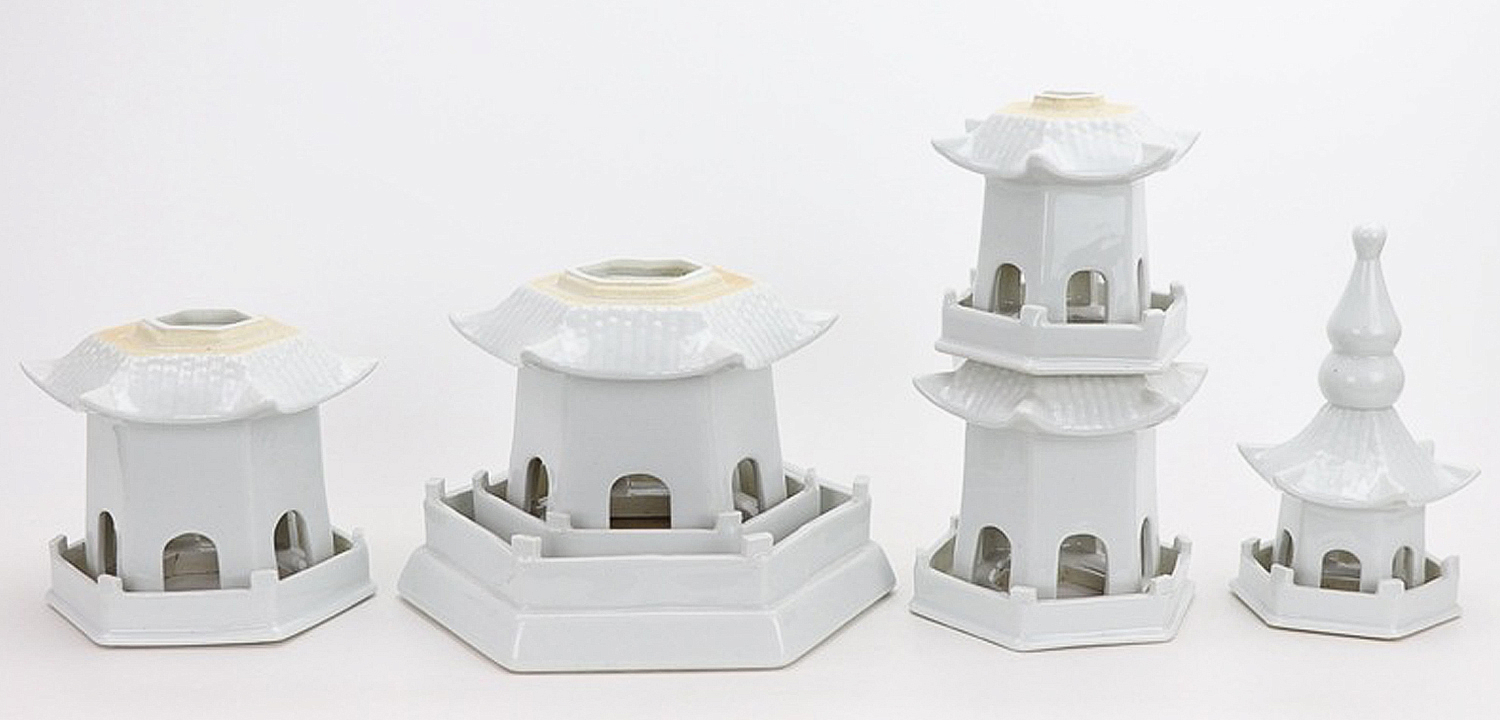 Статуэтка Ceramic Pagoda white Статуэтка Ceramic Pagoda white - Loft-Concept в Липецке