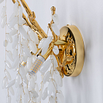 Бра золотого цвета с ветвями и белыми овальными стеклянными подвесками Droplet Chandelier варинант исполнения - 6 | Loft Concept в Липецке