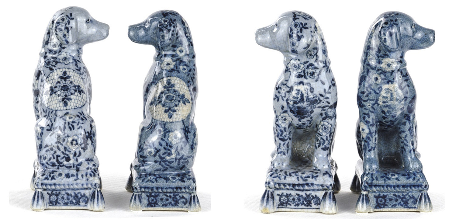 Статуэтки Oriental Blue & White Ornament Dogs набор из 2-х штук Статуэтки Oriental Blue & White Ornament Dogs набор из 2-х штук - Loft-Concept в Липецке