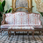 Банкетка из массива бука бежевая с растительным орнаментом Raffael Beige Floral Banquette варинант исполнения - 4 | Loft Concept в Липецке