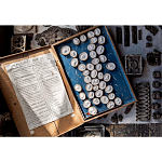 Книга Extraordinary Collections: French Interiors варинант исполнения - 8 | Loft Concept в Липецке