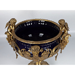 Чаша темно-синего цвета с фигурками ангелов и рельефным декором Eden Garden porcelain and bronze варинант исполнения - 8 | Loft Concept в Липецке