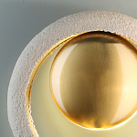 Бра с бежевым текстурным кольцом и латунным шаром в центре Tactile  варинант исполнения - 6 | Loft Concept в Липецке
