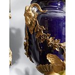 Подсвечник из темно-синего фарфора с бронзовыми элементами и цветами Eden Garden варинант исполнения - 7 | Loft Concept в Липецке