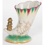 Ваза из фарфора с бронзовой фигуркой ангела Eden Garden porcelain and bronze варинант исполнения - 2 | Loft Concept в Липецке