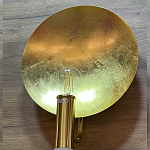 Бра с золотым круглым отражателем и открытой лампой Sun Glow Disc варинант исполнения - 4 | Loft Concept в Липецке